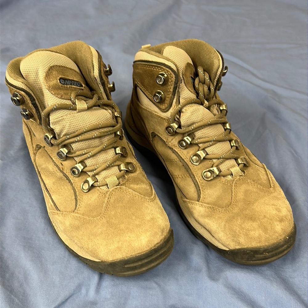 Hi-Tec hiking boot - size 8.5